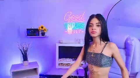 Snapshot of _starfire__ chatting on July 15, 7:52 pm Dan online show from July 15, 7:52 pm