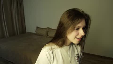 Snapshot of _stella_grace_ chatting on March 28, 7:41 am Stella Grace online show from March 28, 7:41 am