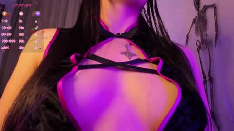 Angela   online show from October 4, 5:00 pm