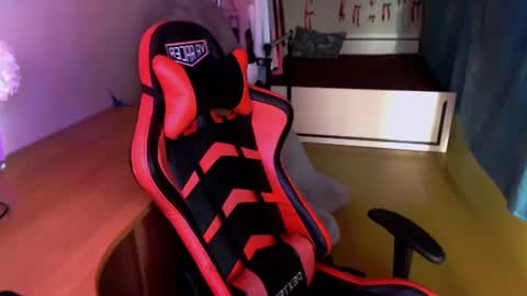 Snapshot of _sweet_foxy_ chatting on June 13, 10:35 am Mari online show from June 13, 10:35 am