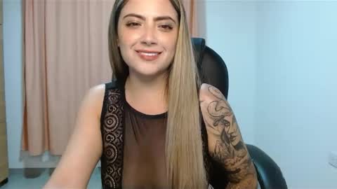 Snapshot of _sweet_rachel chatting on February 5, 3:02 am Rachel online show from February 5, 3:02 am