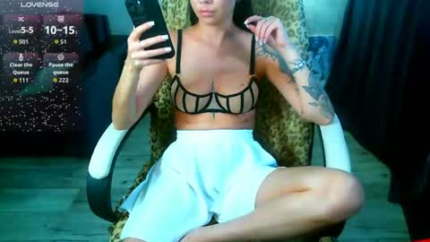 Milana   welcome to my world  online show from June 18, 9:14 am