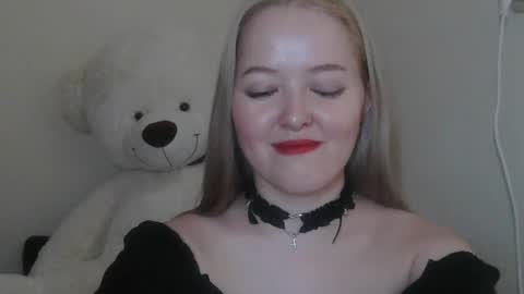 _sweet_smile_ online show from August 7, 10:12 pm
