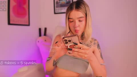 _tammarra_ online show from April 29, 2:10 pm