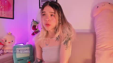 _tammarra_ online show from July 30, 1:32 pm