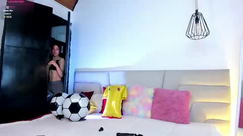 Snapshot of _tattoo_couple chatting on June 30, 1:01 pm online show from June 30, 1:01 pm
