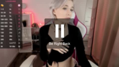 Snapshot of _taylor_moon chatting on November 12, 1:55 pm Taylor online show from November 12, 1:55 pm