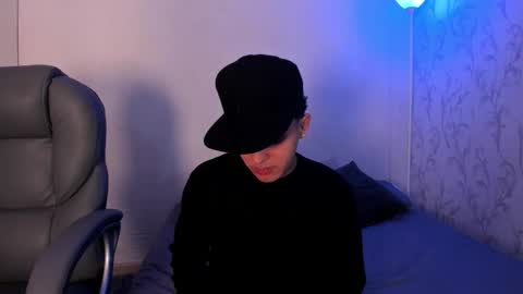 Snapshot of _taylorblack chatting on December 16, 11:26 am _taylorblack online show from December 16, 11:26 am