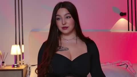 _tessa_may_ online show from November 26, 11:39 pm