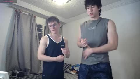 Scot y Patrick online show from May 7, 11:10 pm