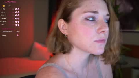 Evi online show from November 9, 7:01 pm