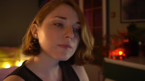 Snapshot of _the_sun_ chatting on May 24, 7:08 pm Evi online show from May 24, 7:08 pm