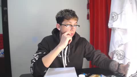 Thomas online show from December 29, 7:00 pm