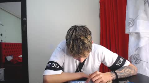 Thomas online show from January 7, 8:21 pm