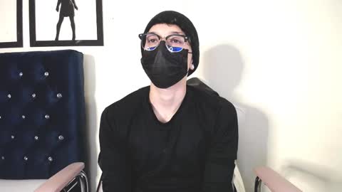 Thomas online show from October 2, 5:03 am