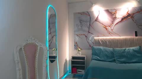 _tiffany1 online show from October 15, 7:14 pm