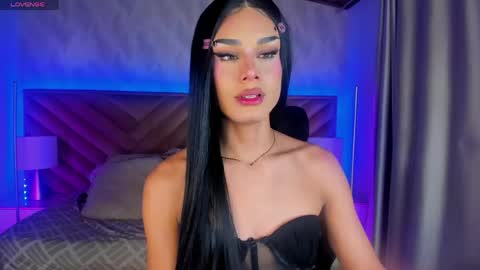 Snapshot of _tiffany_collins chatting on May 8, 7:14 am tiffany online show from May 8, 7:14 am