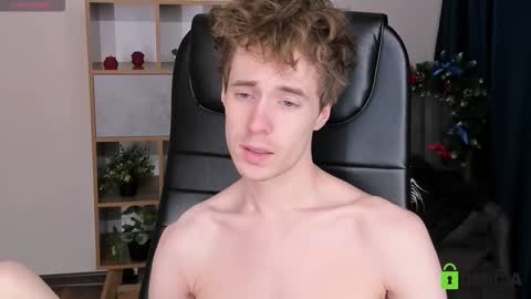 Snapshot of _tokyo_ghoul chatting on January 7, 3:03 pm _tokyo_ghoul online show from January 7, 3:03 pm