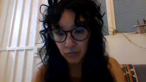 Snapshot of _tutti_frutti_ chatting on January 20, 5:59 am _tutti_frutti_ online show from January 20, 5:59 am