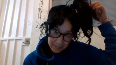 Snapshot of _tutti_frutti_ chatting on January 21, 3:15 am _tutti_frutti_ online show from January 21, 3:15 am