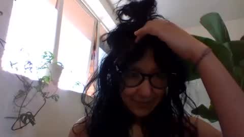 Snapshot of _tutti_frutti_ chatting on January 27, 10:06 pm _tutti_frutti_ online show from January 27, 10:06 pm