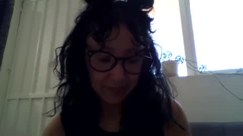 Snapshot of _tutti_frutti_ chatting on February 15, 9:15 pm _tutti_frutti_ online show from February 15, 9:15 pm