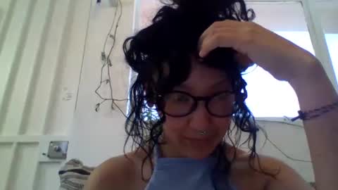 Snapshot of _tutti_frutti_ chatting on February 23, 10:20 pm _tutti_frutti_ online show from February 23, 10:20 pm