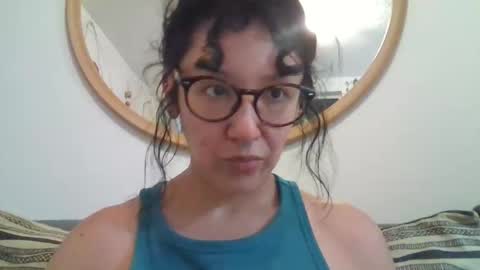 Snapshot of _tutti_frutti_ chatting on September 16, 4:35 am _tutti_frutti_ online show from September 16, 4:35 am