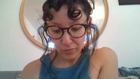 Snapshot of _tutti_frutti_ chatting on October 14, 11:27 pm _tutti_frutti_ online show from October 14, 11:27 pm