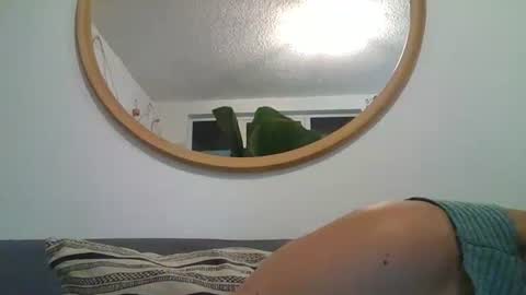 Snapshot of _tutti_frutti_ chatting on October 28, 12:58 am _tutti_frutti_ online show from October 28, 12:58 am