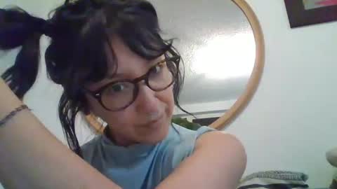 Snapshot of _tutti_frutti_ chatting on November 16, 3:12 am _tutti_frutti_ online show from November 16, 3:12 am