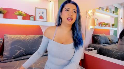 Snapshot of _valeryboobs_ chatting on October 22, 12:27 pm _valeryboobs_ online show from October 22, 12:27 pm