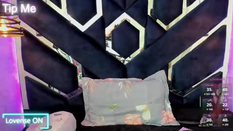   Vermeil   online show from October 26, 5:30 pm