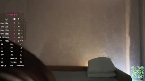 Snapshot of _vi_vi_ chatting on May 8, 6:13 pm Viola online show from May 8, 6:13 pm