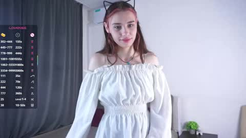 Snapshot of _vi_vi_ chatting on May 30, 6:27 pm Viola online show from May 30, 6:27 pm