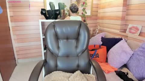 Sol online show from February 12, 11:05 am