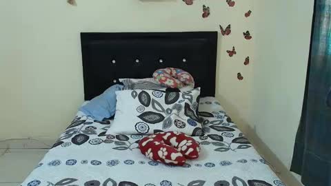 _victoriia_971 online show from January 16, 1:59 pm