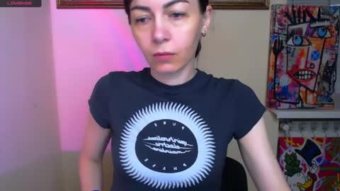 Snapshot of _violax_ chatting on July 11, 8:17 am Vio online show from July 11, 8:17 am