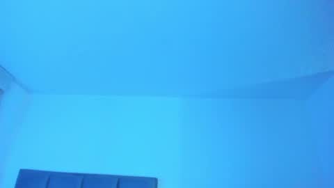 Snapshot of _viviana chatting on December 17, 10:43 pm INSTAGRAM pinzon viviana online show from December 17, 10:43 pm