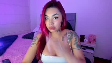 INSTAGRAM pinzon viviana online show from November 12, 11:03 pm