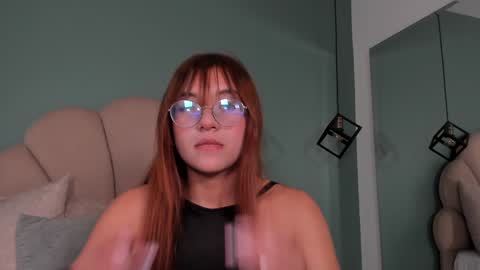 Snapshot of _vix555_ chatting on December 12, 10:52 pm Vix online show from December 12, 10:52 pm