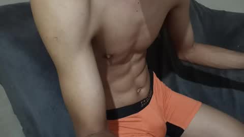 Snapshot of _vov_ chatting on April 12, 6:35 pm _vov_ online show from April 12, 6:35 pm