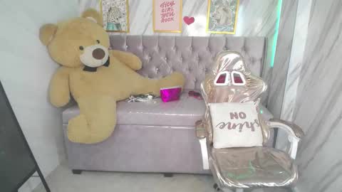  wendy  online show from March 5, 11:16 pm