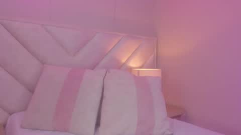 _wendy_x online show from October 13, 11:43 am