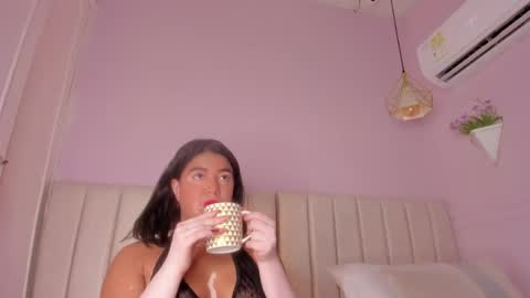 Snapshot of _wendy_x chatting on May 12, 11:40 am _wendy_x online show from May 12, 11:40 am