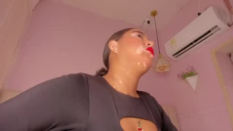 Snapshot of _wendy_x chatting on May 18, 11:38 am _wendy_x online show from May 18, 11:38 am
