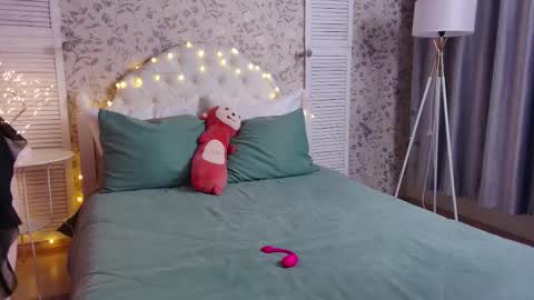 Wendy online show from February 14, 1:35 am