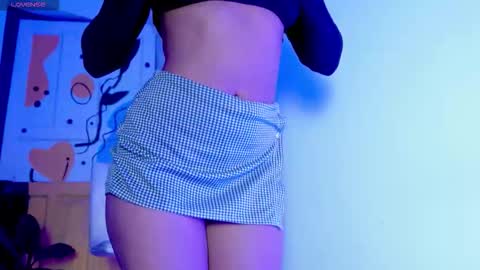 Snapshot of _your_little_nut chatting on September 9, 12:21 am Macca and Ana online show from September 9, 12:21 am