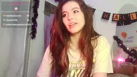 Snapshot of _yourcherrybomb chatting on October 17, 12:14 am _yourcherrybomb online show from October 17, 12:14 am