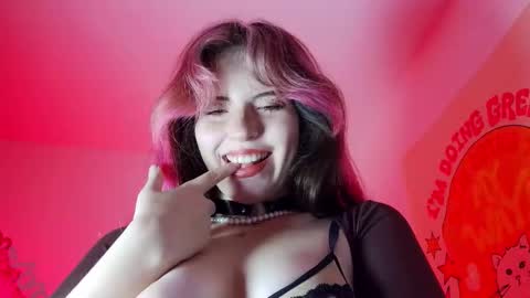 _yourcherrybomb online show from February 19, 4:30 am